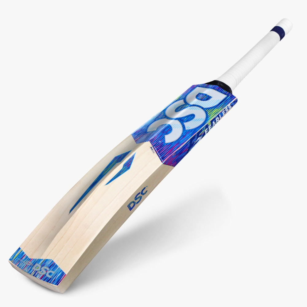 DSC BLU 111 English Willow Cricket Bat