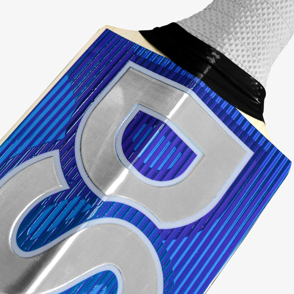 DSC BLU 77 Kashmir Willow Cricket Bat