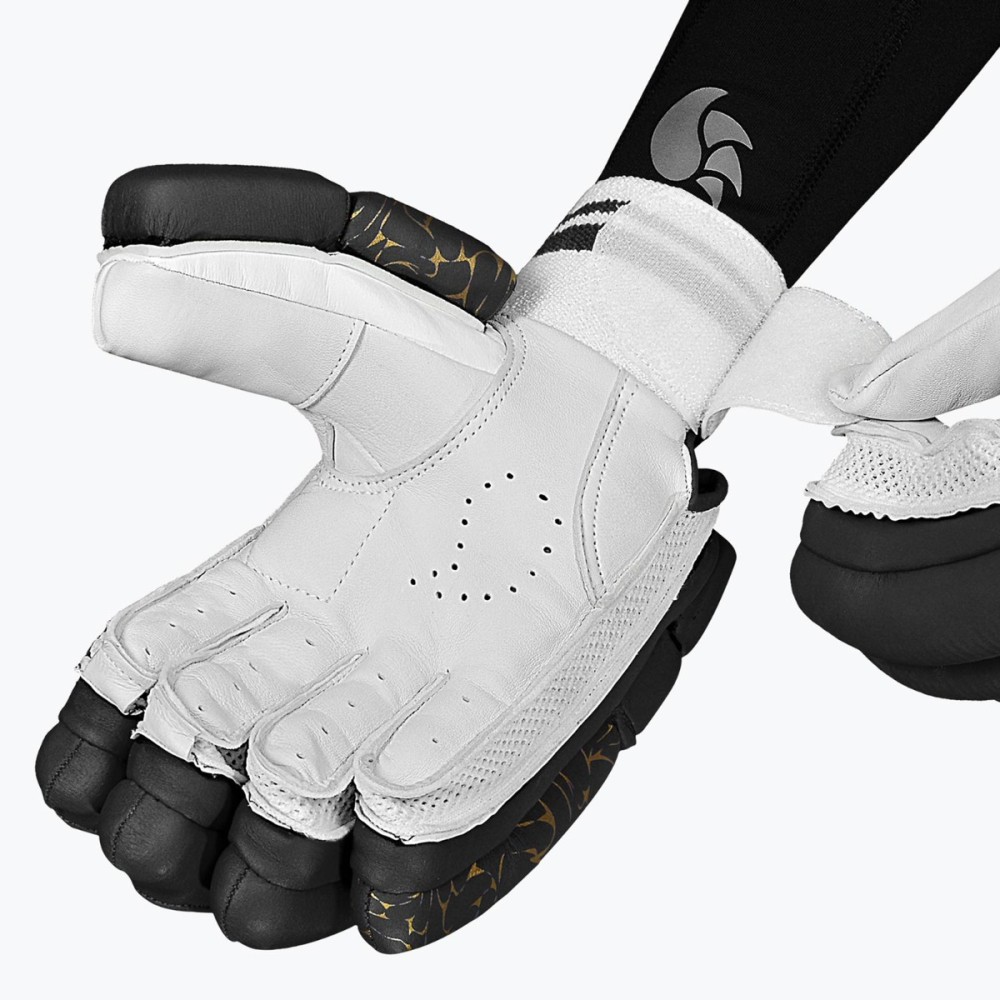 DSC Flite 20/20 Cricket Batting Gloves (Black) DSC Flite 20/20 Cricket Batting Gloves (Black)