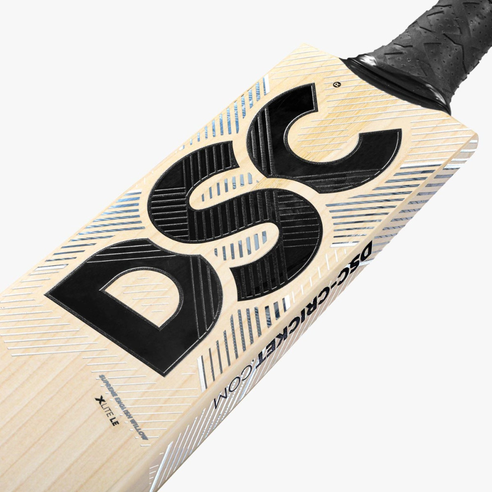 DSC Xlite L.E. English Willow Cricket Bat DSC Xlite L.E. English Willow Cricket Bat